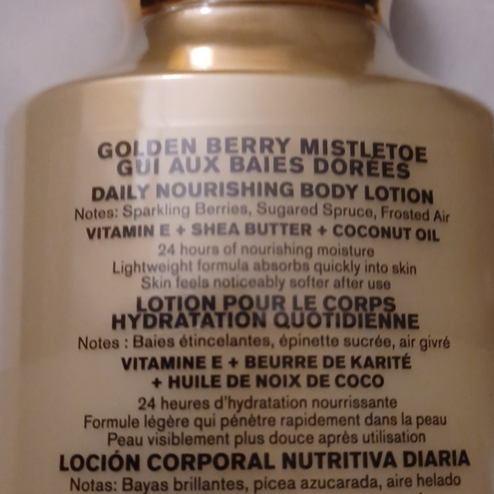 4/$40 New "Golden Berry Mistletoe" Body Lotion - 236 mL Sealed Bottle - Picture 4 of 6